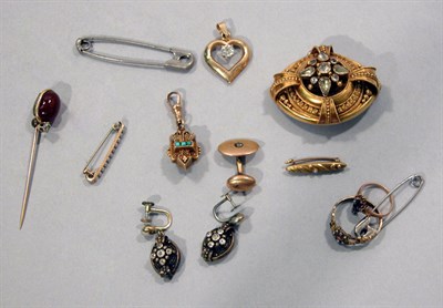 Lot 169 - Group of Gold and Metal Jewelry