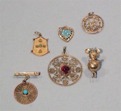 Lot 190 - Group of Assorted Charms