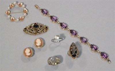 Lot 193 - Group of Jewelry