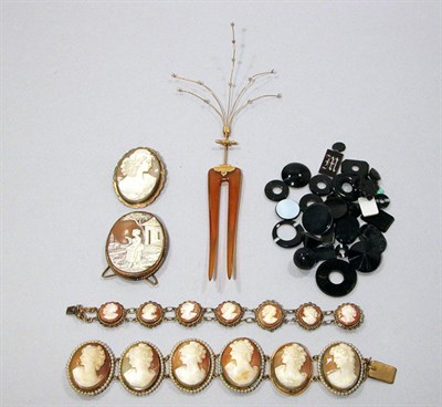 Lot 239 - Group of Assorted Cameo Jewelry