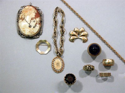 Lot 555 - Group of Gold Jewelry