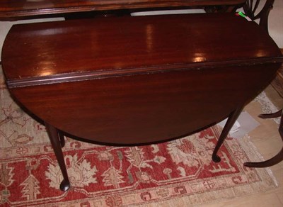 Lot 1596 - Queen Anne Style Mahogany Drop-Leaf Table...