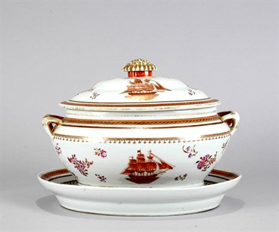 Lot 1239 - Lowestoft Style Porcelain Tureen with...