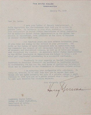 Lot 2019 - TRUMAN, HARRY S. Letter signed, one page, 4to,...
