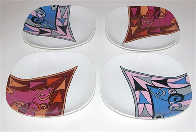 Lot 366 - Two Pairs of Pucci for Richard Ginori Plates...