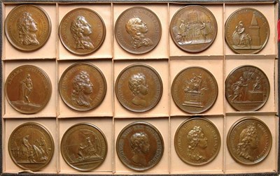 Lot 2409 - FRANCE: Approximately Fifteen Bronze Medals