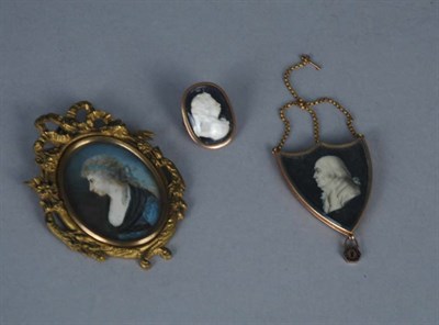 Lot 3180 - Portrait Miniature of a Gentleman Probably...