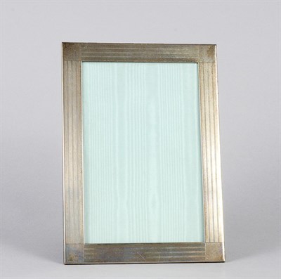 Lot 4016 - Tiffany & Co. Sterling Silver Picture Frame...