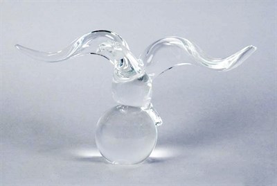 Lot 4116 - Steuben Glass Bird
