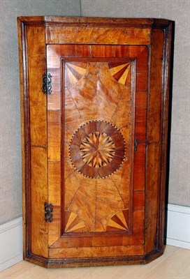 Lot 275 - Neoclassical Inlaid Burl-Wood Hanging Corner...