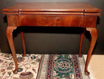 Lot 3570 - Queen Anne Style Mahogany Fold-Over Table...