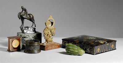 Lot 253 - Miscellaneous Group of Articles Comprising...