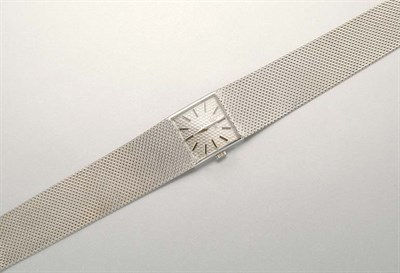 Lot 1011 - White Gold Wristwatch