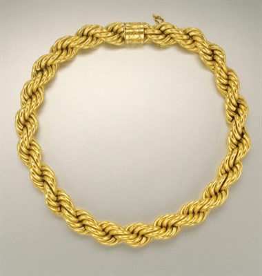 Lot 1067 - Gold Necklace