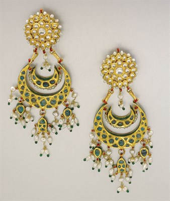 Lot 1134 - Pair of Indian Gold, Jaipur Enamel, Foiled Back Emerald, White Sapphire and Pearl Pendant-Earclips