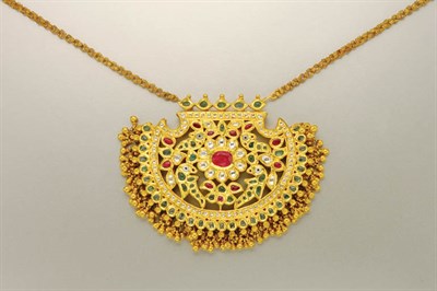 Lot 1235 - Indian Gold, Foiled Back Ruby, Emerald and White Sapphire Pendant with Gold Chain