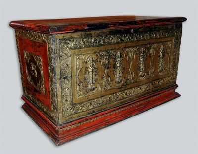 Lot 4456 - Thai Carved and Gilt Lacquered Wood Chest 19th...