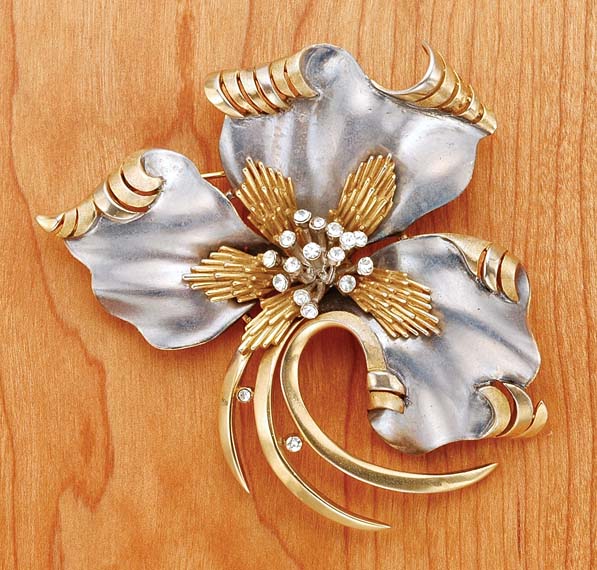 Lot 181 - Trifari Flowerhead Pin American, 1940s Of...