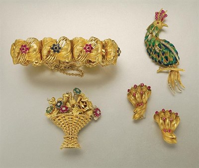 Lot 1203 - Group of Jewelry