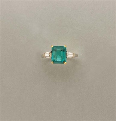 Lot 1244 - Emerald and Diamond Ring