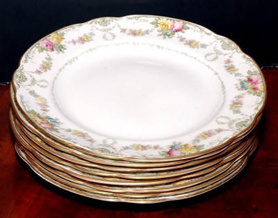 Lot 493 - Set of Eighteen Wedgwood Porcelain Dinner...