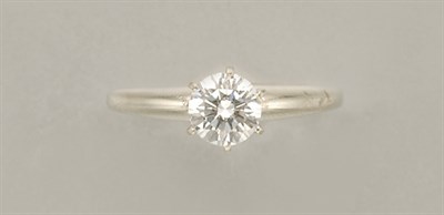 Lot 1226 - Diamond Ring