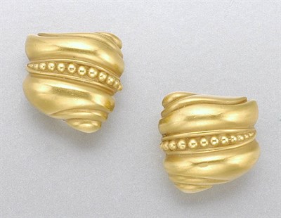 Lot 1382 - Pair of Gold Earclips