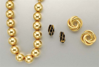 Lot 1292 - Group of Gold Jewelry