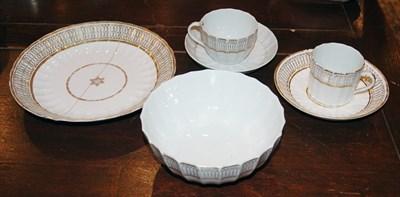 Lot 4132 - Paris Gilt Decorated Porcelain Dessert Service...
