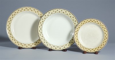 Lot 3201 - Nineteen Wedgwood Creamware Plates
