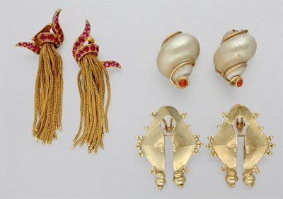 Lot 342 - Group of Gold Jewelry
