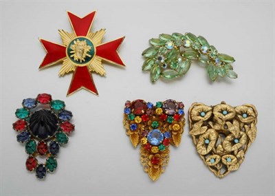 Lot 227 - Lot of Assorted Costume Jewelry