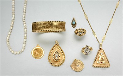 Lot 54 - Group of Assorted Gold, Cultured Pearl and Costume Jewelry