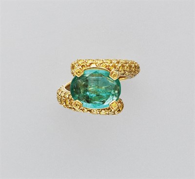 Lot 3061 - Emerald and Yellow Diamond Crossover Ring