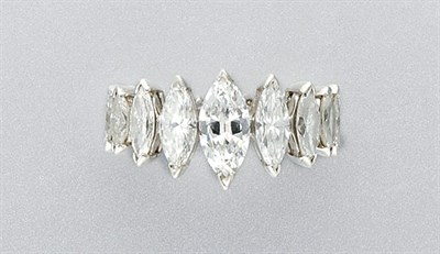 Lot 3173 - Diamond Band Ring
