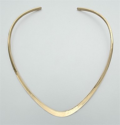Lot 785 - Gold Torque