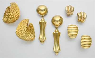 Lot 353 - Group of Assorted Gold Earclips