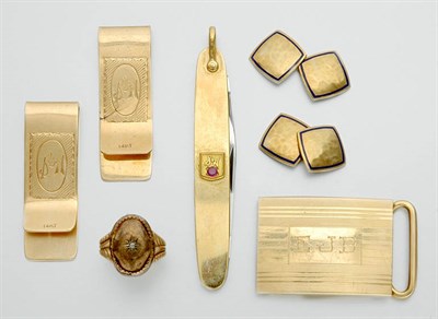 Lot 348 - Lot of Assorted Gentleman's Items