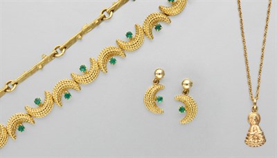 Lot 376 - Group of Gold Jewelry
