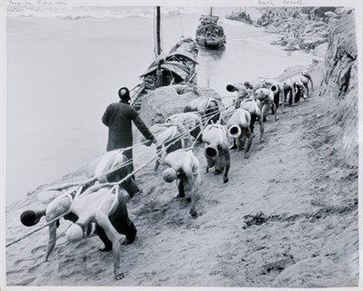 Lot 3042 - KESSEL, DMITRI Yangtze River Photographs....