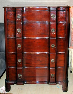 Lot 273 - Georgian Style Mahogany Five-Drawer Chest...