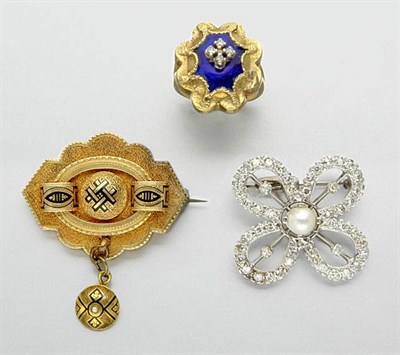 Lot 709 - Group of Gold Jewelry