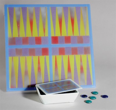 Lot 222 - Higgins Studio Glass Backgammon Set Comprising...