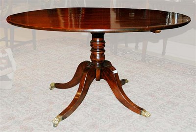 Lot 214 - Federal Style Mahogany Tilt-Top Breakfast...