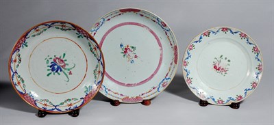 Lot 246 - Group of Eight Chinese Export Porcelain Deep...