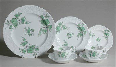 Lot 4388 - Spode Porcelain Dinner Service In the Pendant...