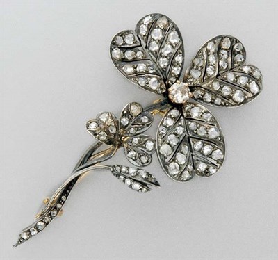 Lot 3116 - Antique Diamond Flower Brooch