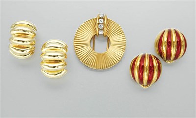 Lot 3023 - Group of Gold Jewelry