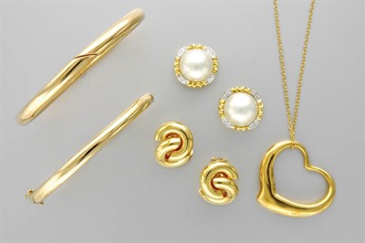 Lot 3093 - Group of Gold Jewelry