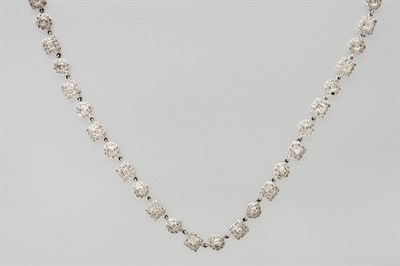 Lot 3153 - Diamond Necklace